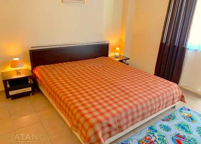 Summer Dreams -apartcomplex