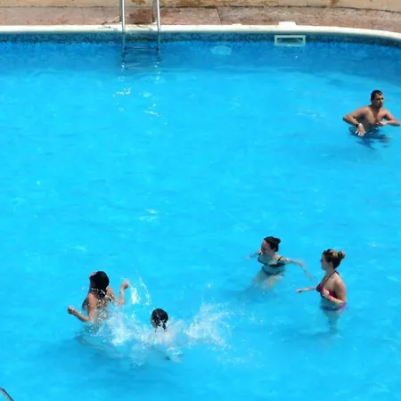 Summer Dreams -apartcomplex Aparthotel Sluneční pobřeží