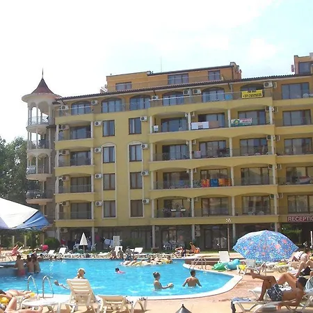 Summer Dreams -apartcomplex Aparthotel 3*