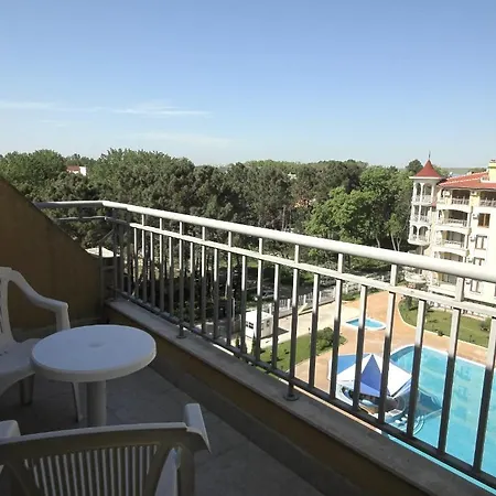 Summer Dreams -apartcomplex Aparthotel 3*