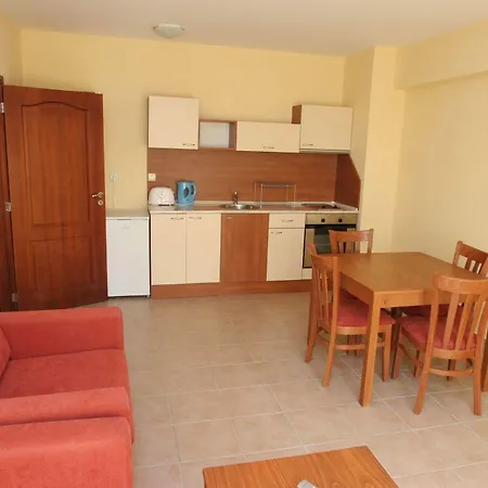 Summer Dreams -apartcomplex מלון דירות 3*