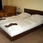 Summer Dreams -apartcomplex Ξενοδοχείο με διαμερίσματα 3*